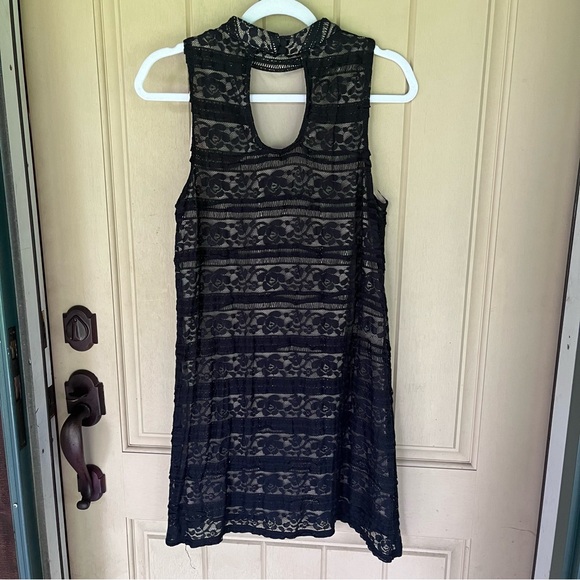 love, Fire Dress - Picture 2 of 3